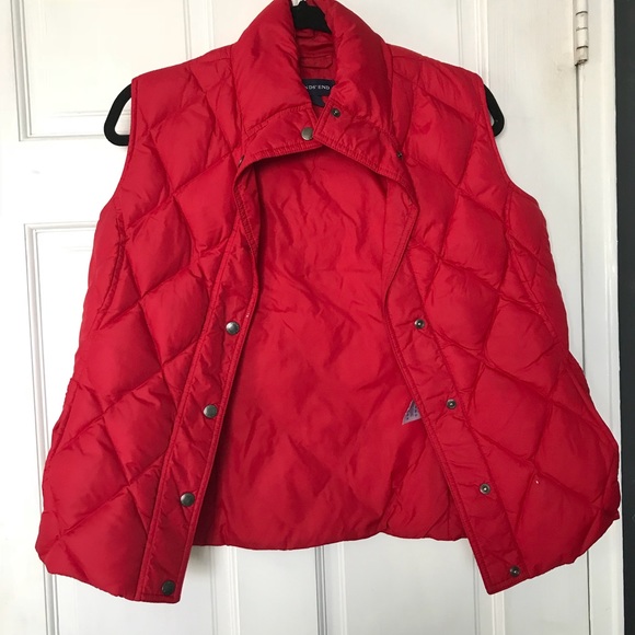 Land’s End down red quilted vest. - Picture 1 of 3
