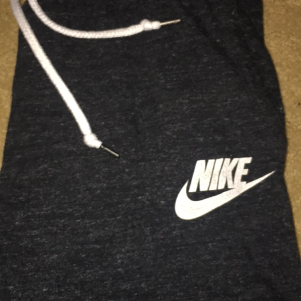 NIKE joggers