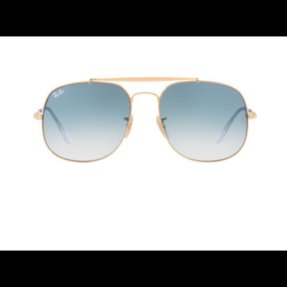Ray-Ban
The General Aviator Sunglasses
