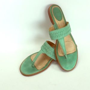 Frye Shoes - Frye Ali Artisinal Thong Sandal 10 Exposed Stitch Frye Shoes - Frye Ali Artisinal Thong Sandal 10 Exposed Stitch