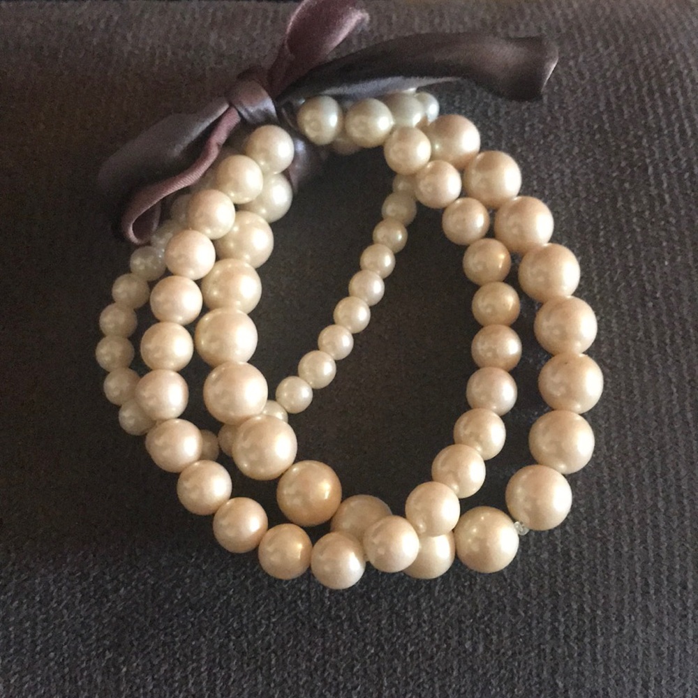 Set of pearl Bracelets