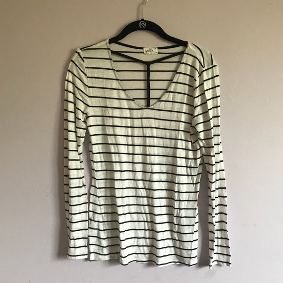 long sleeve shirt - Picture 1 of 3