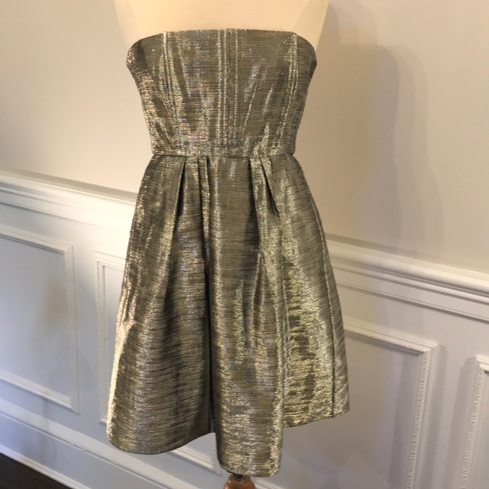NWOT Alice And Olivia Gold Metallic Cocktail Dress