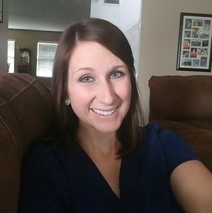 Meet your Posher, Leslie