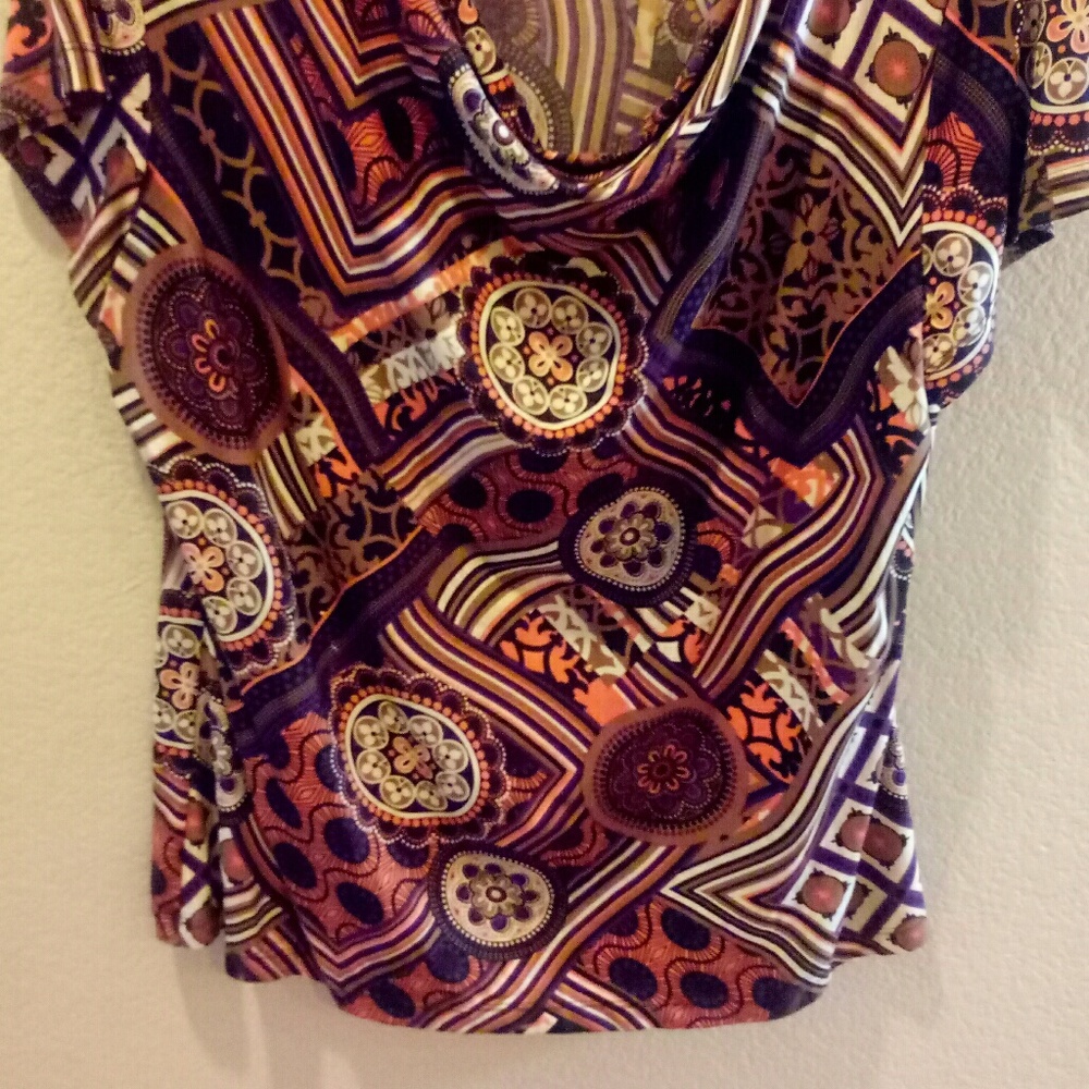 Womens top/blouses