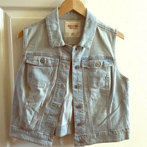 Lightweight, jean vest!