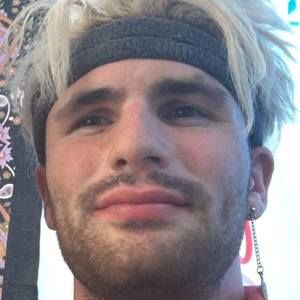 Meet your Posher, Daytin