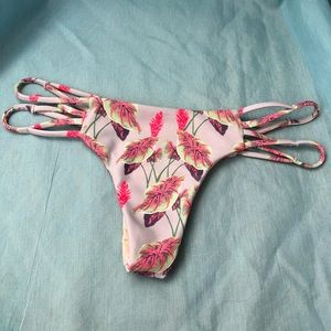 Acacia Maui bottoms in Vintage Hawaii