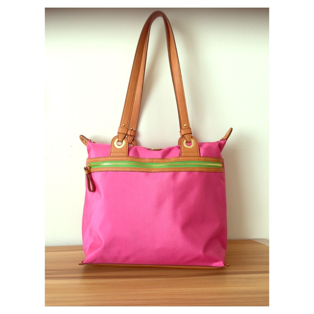 Fuchsia pink Tommy Hilfiger handbag mid size