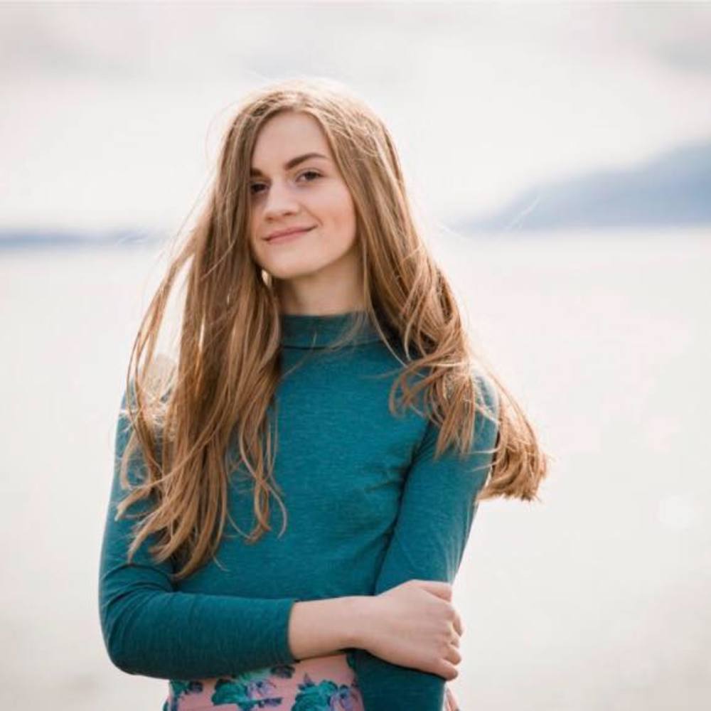 Meet your Posher, Kelli