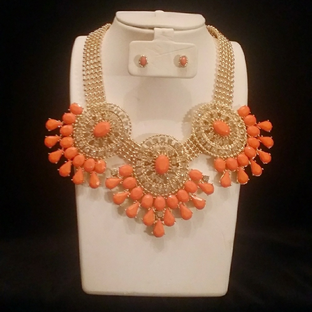 Circular Mega Trio Neck Piece