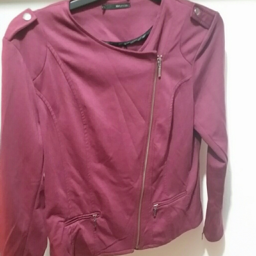 Asymmetrical zip jacket