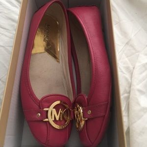 Michael Kors Flats.