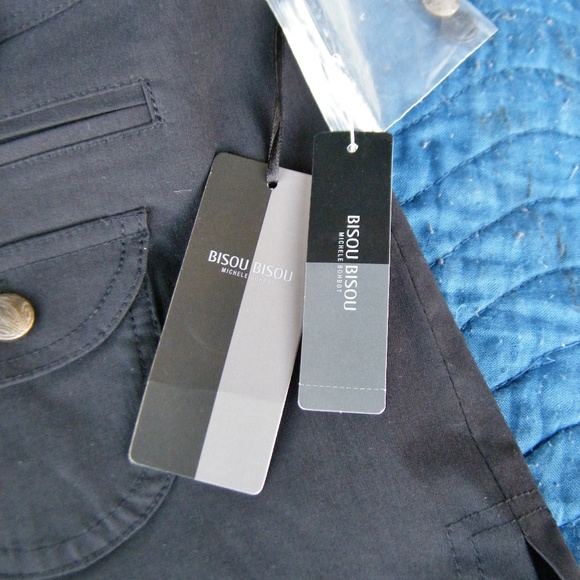 Bisou Bisou Shorts - Picture 6 of 6