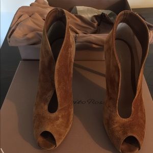 Gianvito Rossi Vamp Bootie