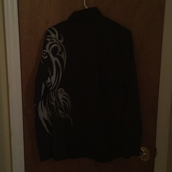 Black collared shirt - Picture 2 of 3