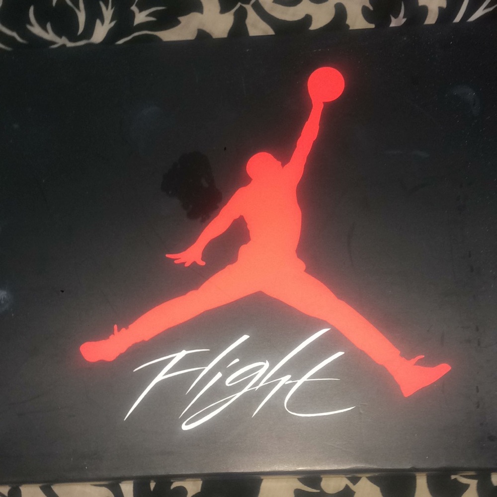 Air Jordan 4 Retro