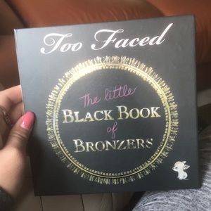 Too faced bronzer palette