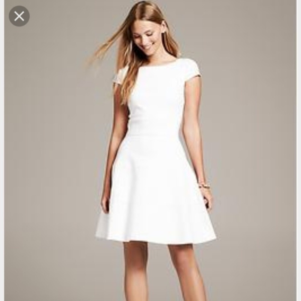 Banana Republic White Fit and Flare Dress 6p
