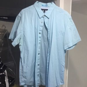 Short sleeve button down