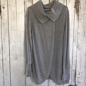 Gap maternity sweater