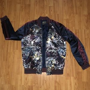 ASOS velvet
Souvenir bomber jacket