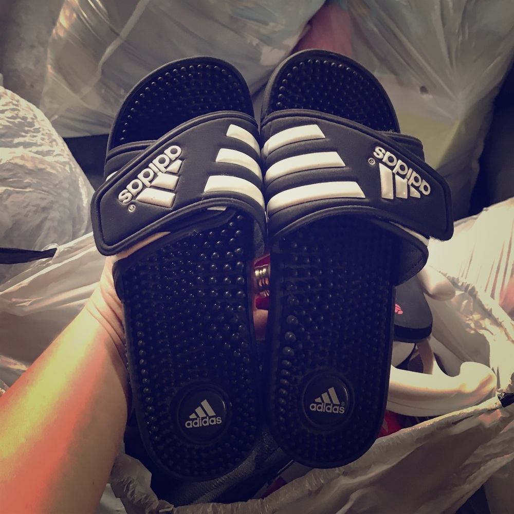 Adidas slides size 6 W