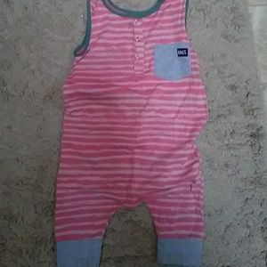 Rags to raches sleeveless shortie 3 to 4t unisex o