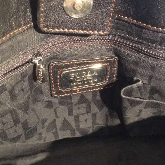 Furla Black Leather Shoulder Bag - Picture 8 of 8