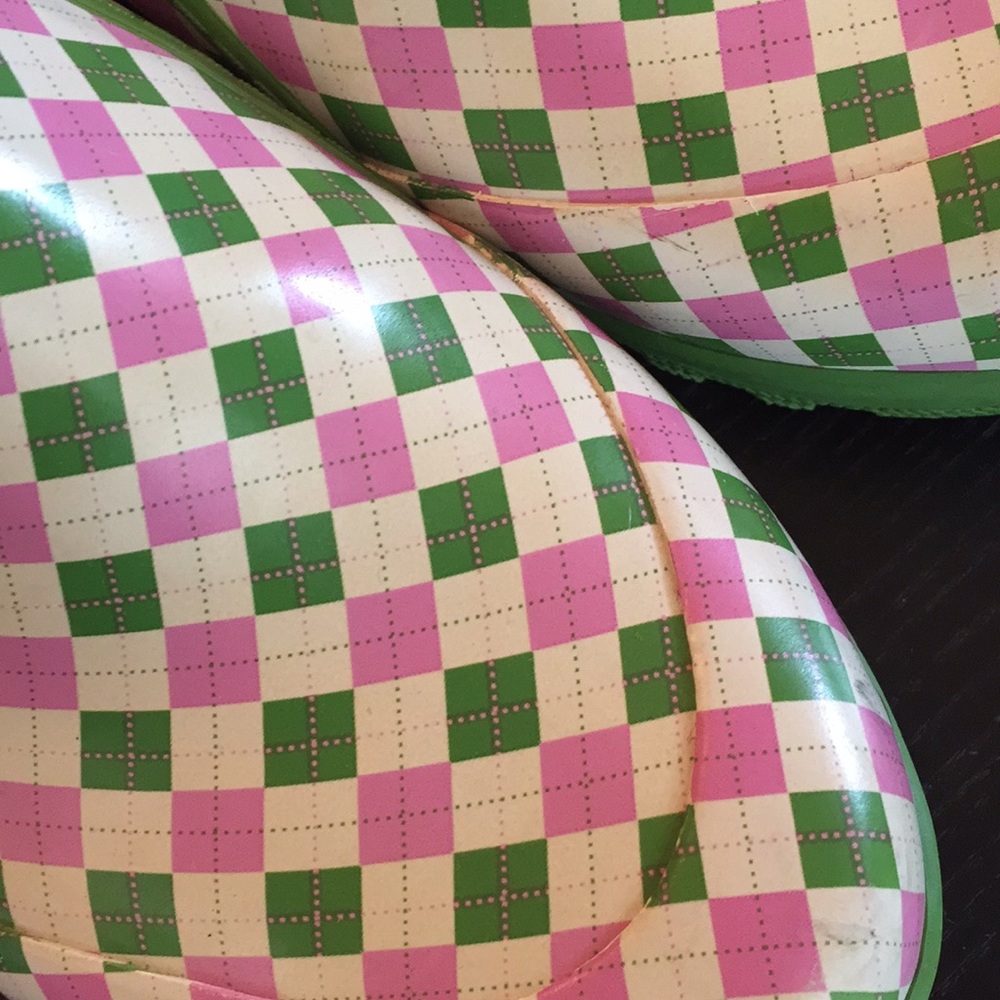 Sperry rain shoes Pink and green argyle