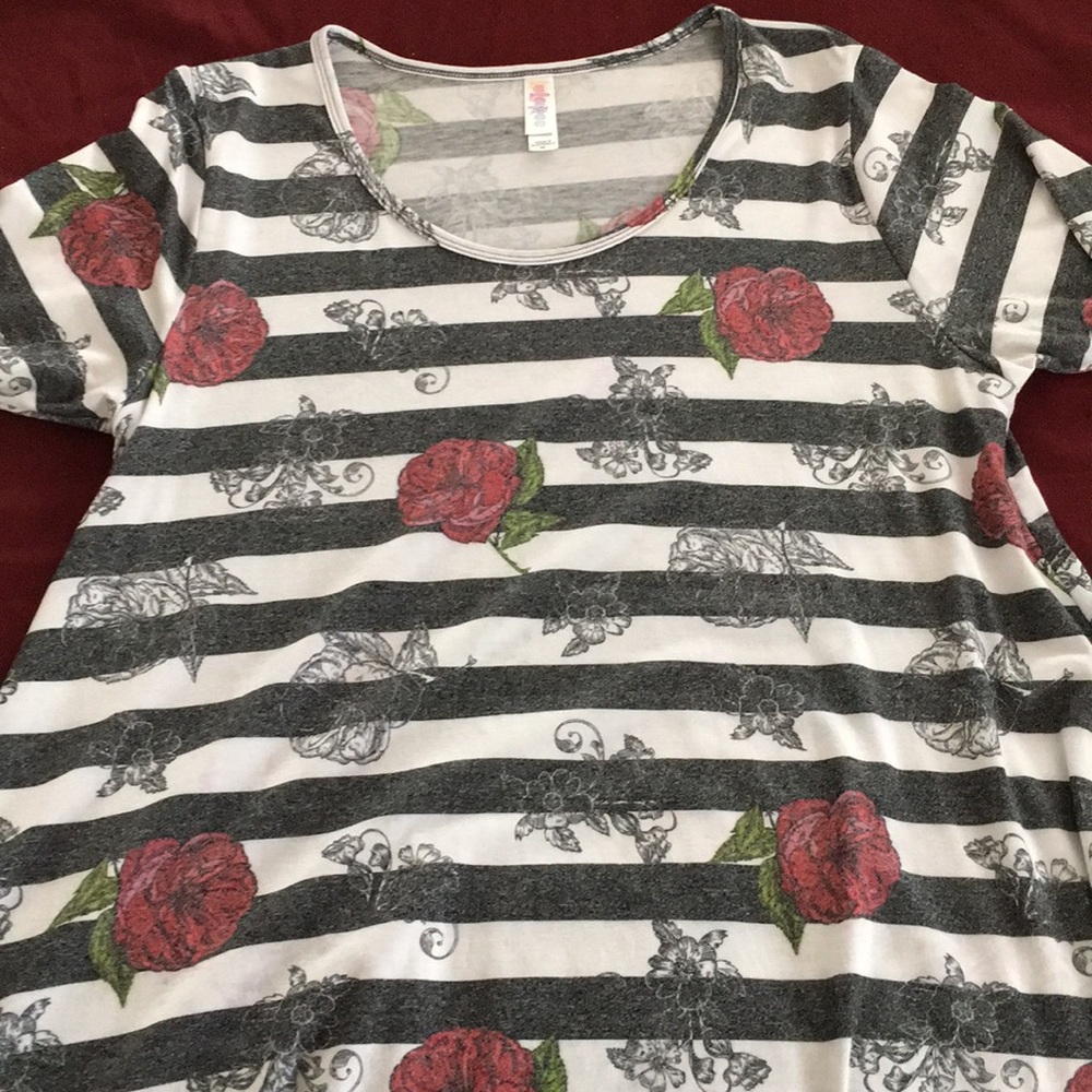 Lularoe Perfect T