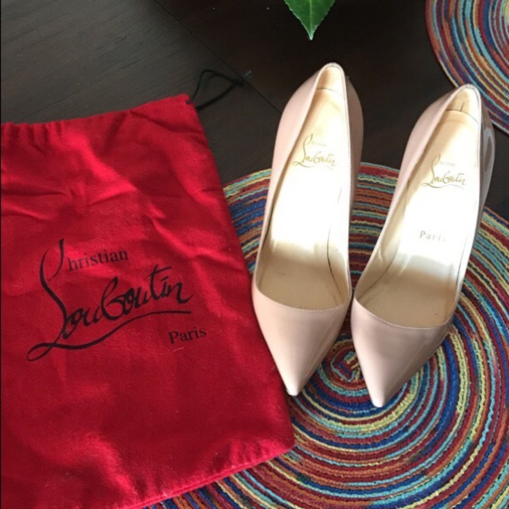 Christian louboutin nude pumps size 7