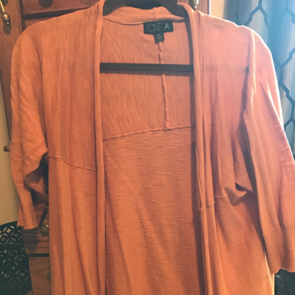 Light weight sweater