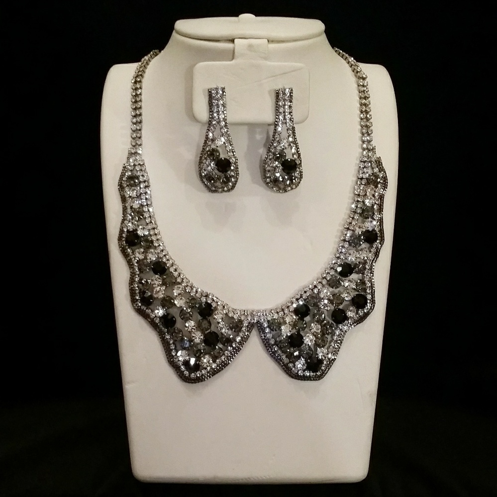 Princess Collar Neck Set