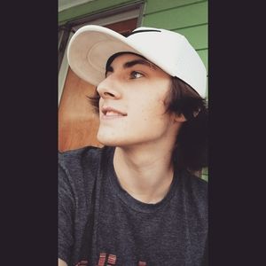 Meet your Posher, Hunter