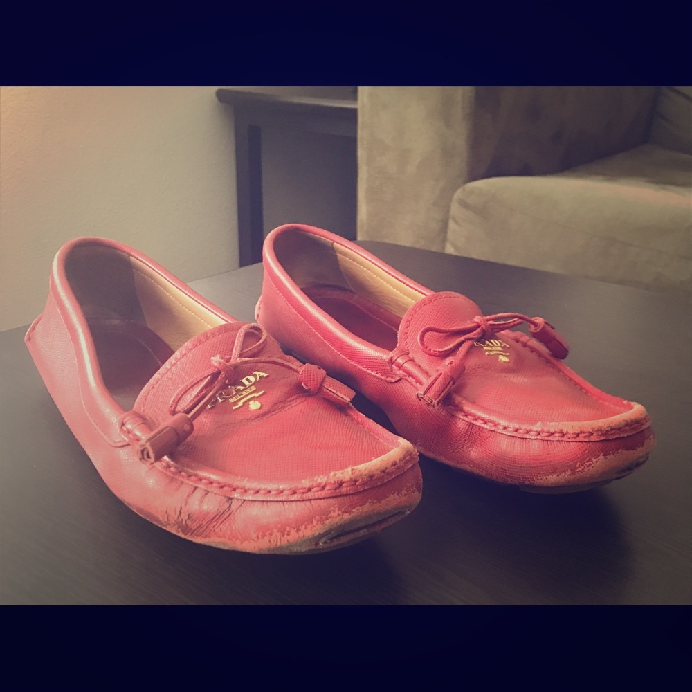 Hot Red Prada shoes 😍