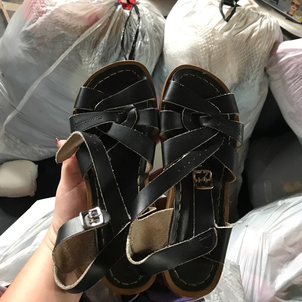 Salt water sandals🤗