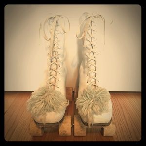 Super vintage Roller Derby Roller Skates!