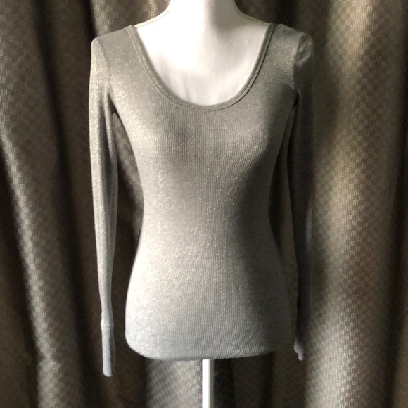 Women’s xs shimmery sweater - Picture 1 of 3