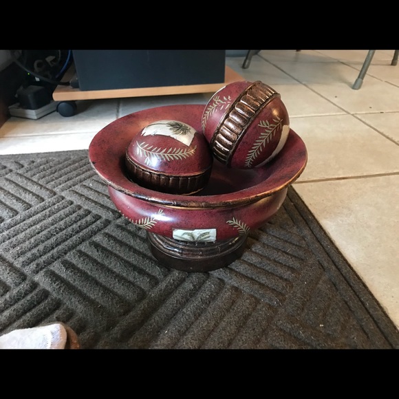 Table decor - Picture 2 of 5