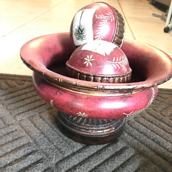 Table decor - Picture 3 of 5