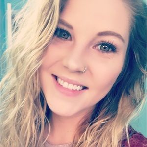 Meet your Posher, Tiffany