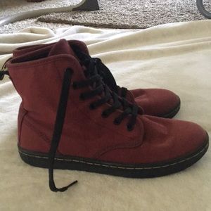 Dr. Martens burgundy canvas air waves