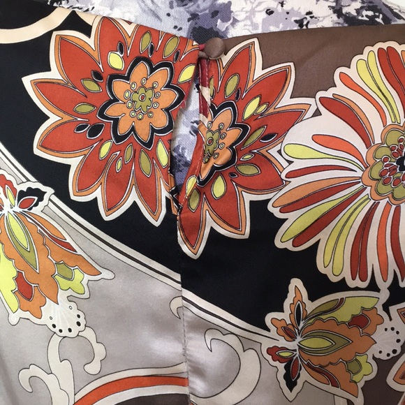 Dress - Picture 4 of 8