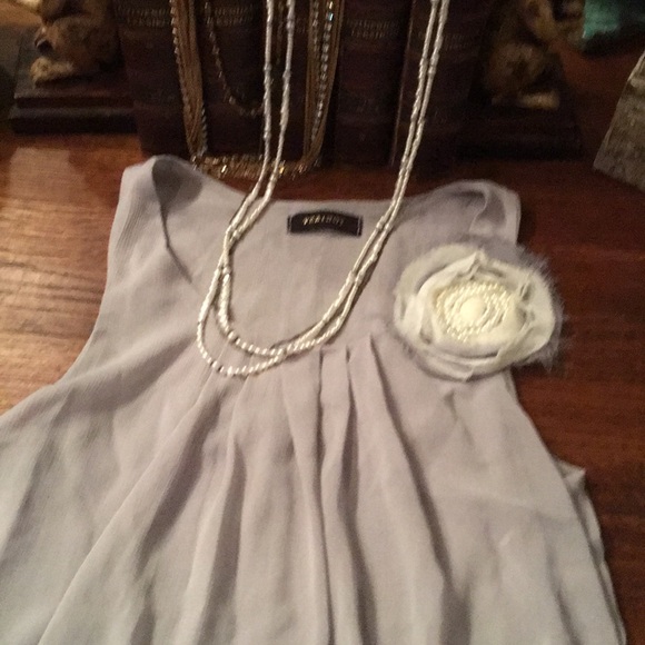 Peridot Sleeveless Top - Picture 6 of 6