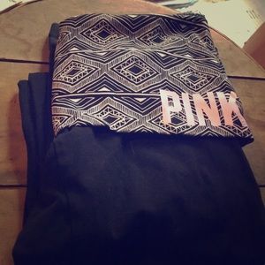 VICTORIA SECRET PINK Size Small Black Yoga Pants