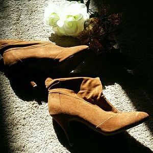 Ankle boots