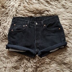 LEVIS HIGH WAISTED DENIM SHORTS