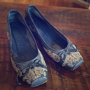 Hispanitas, adorable leather shoe