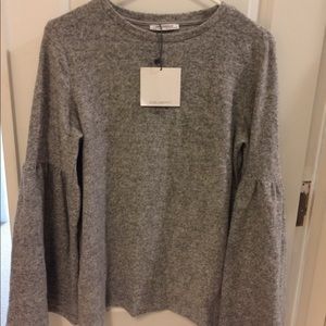 Brand new Zara bell sleeve sweater